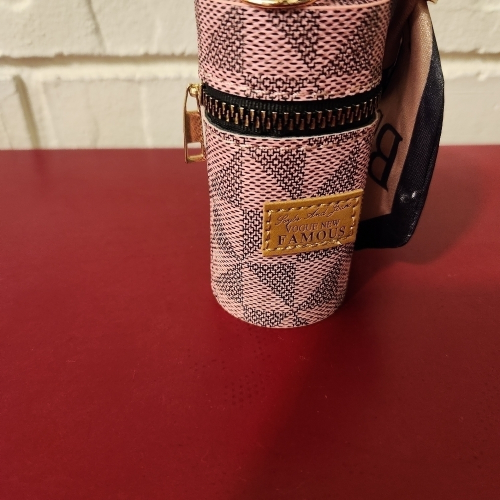 Lipstick Holder - Picture 3 of 4